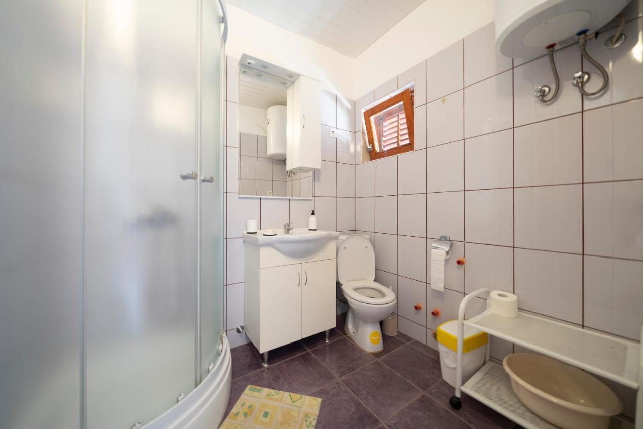 Studio Apartman Ema 格基卡琳 外观 照片
